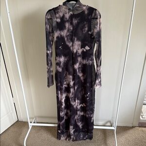 Elegant Tie-Dye Long Sleeve Dress